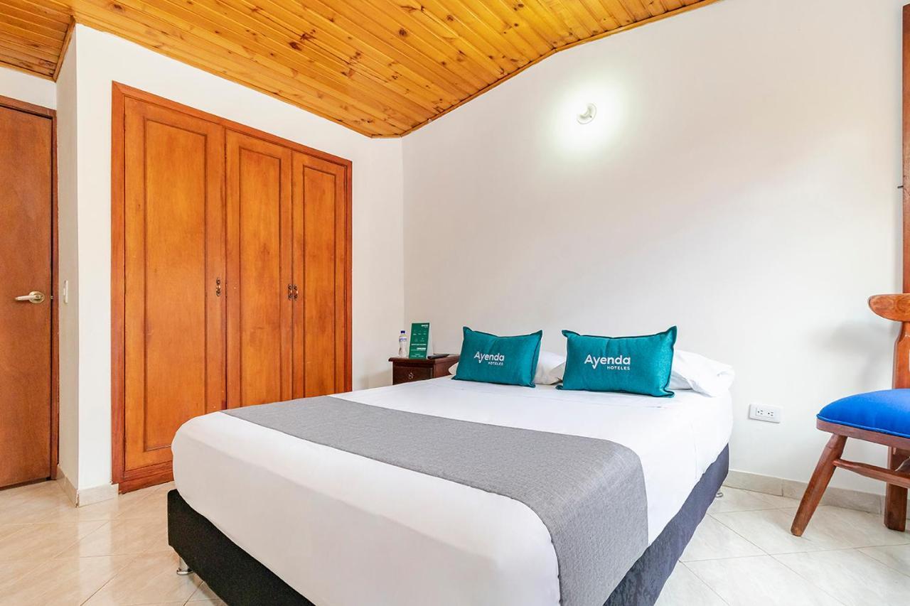 Ayenda Hotel Casona Santa Rosa Chia Bagian luar foto