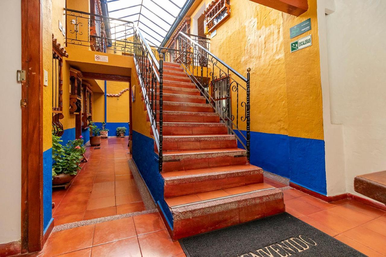 Ayenda Hotel Casona Santa Rosa Chia Bagian luar foto