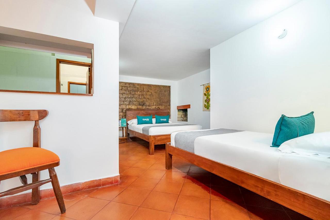 Ayenda Hotel Casona Santa Rosa Chia Bagian luar foto