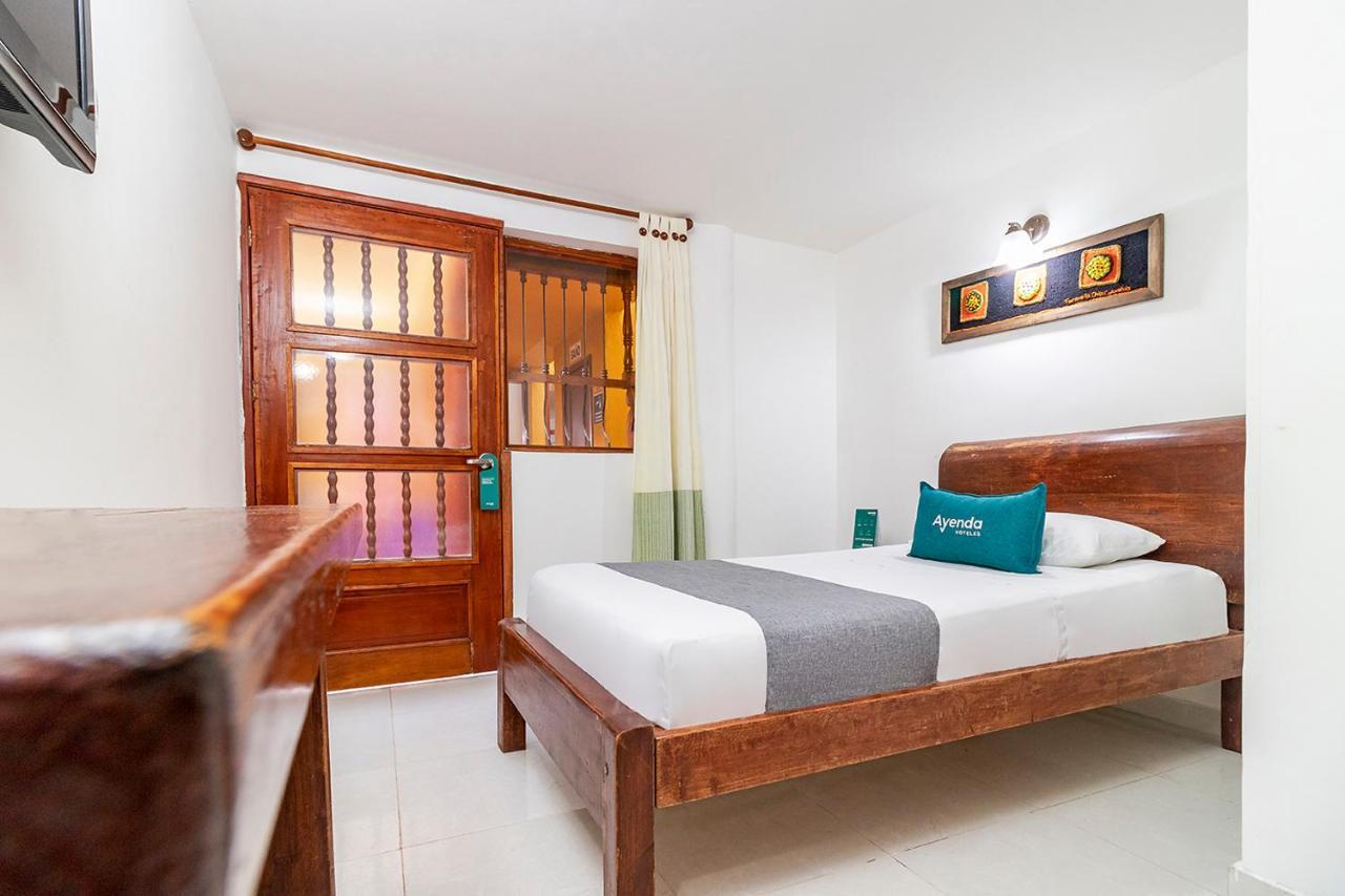 Ayenda Hotel Casona Santa Rosa Chia Bagian luar foto